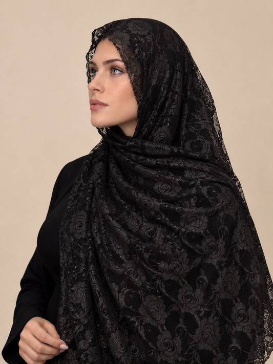Dentelle with Zuleykha